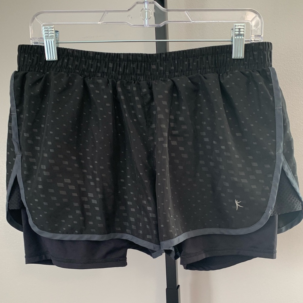 Danskin Black Athletic Shorts Double-Layer Design